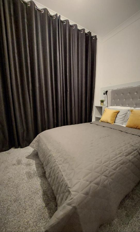 Modern & Bright, G/F, 1Br Apt. Real Hidden Gem Διαμέρισμα Χάμιλτον Εξωτερικό φωτογραφία